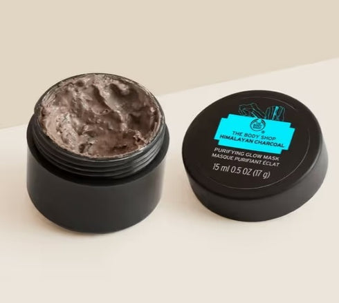The Body Shop Himalayan Charcoal Purifying Glow Mask